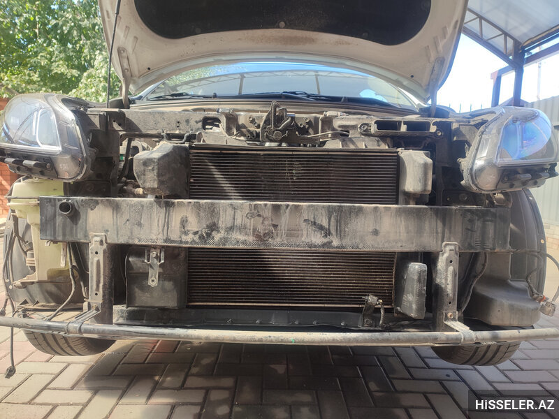 Radiator Nədir və Mühərrikdə Hansı Funksiyanı Yerinə Yetirir?