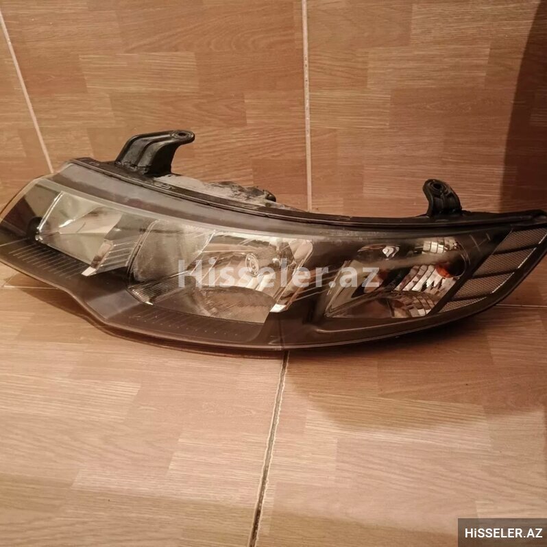 Kia cerato 2011 orijinal sol fara Kia cerato 2011 orijinal sol fara