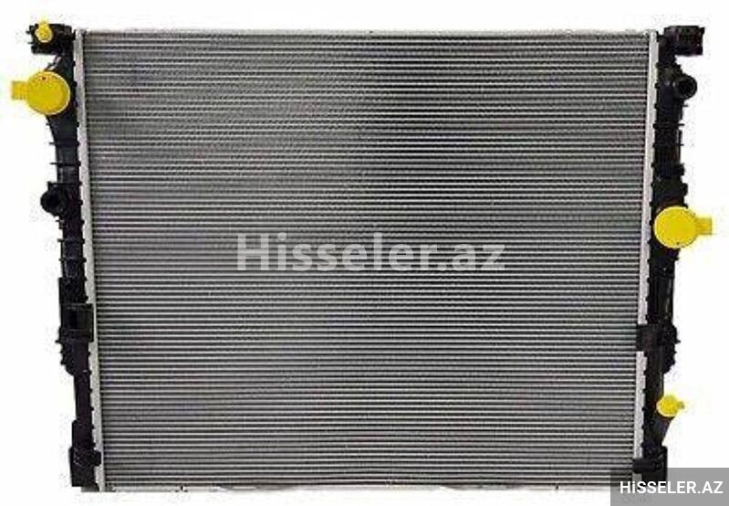 Bmw g30 su radiatoru Bmw g30 su radiatoru