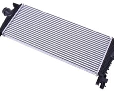 Chevrolet Cruze 1.4 Interkuller Radiator