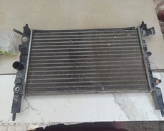 Opel astra f üçün yağ nasosu və radiator