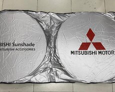 Mitsubishi günəşlik