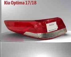 Kia Optima stop işığı