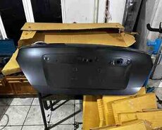 Nissan Sunny baqajı