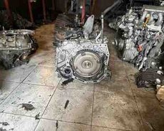 Nissan Tiida valiator mühərrik qutusu