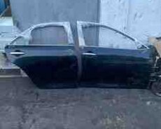Toyota qapıları