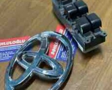 Toyota şüşəqaldıran düymələri