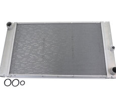 Bmw E60 Radiator su ( 4 Matic )