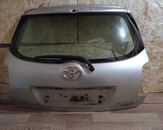 Toyota Auris 2007 Arxa Qapı