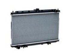 Nissan Sunny 2008 su radiator