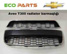 Chevrolet Aveo T300 radiator barmaqlığı