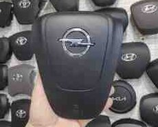 Opel Astra 2013 airbag