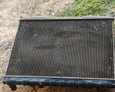Kia Sorento 2007 2.5 Dizel . Radiator