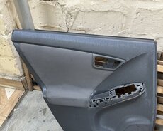 Prius 30kuza arxa sol qapi abifkasi