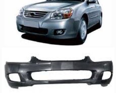 Kia cerato 2007-2008 on bufer.Gümüşü rəngdə Kia Cerato avtomobili. Bu