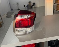 Toyota Corolla Fielder 2017 arxa stop işığı