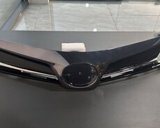 Toyota Corolla Fielder 2019 radiator barmaqlığı