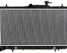 Hyundai Accent 1.6 14/15 su radiatoru