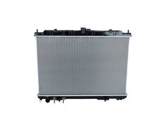 Nissan X-trail T30 2001 Su radiatoru