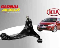 Kia Ceed ön asqı qolu