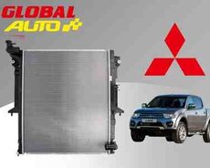 Mitsubishi L200 su radiatoru