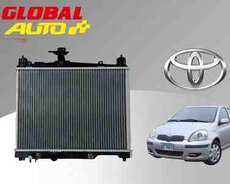 Toyota Yaris su radiatoru