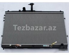 Hyundai H1 2008 Su radiatoru