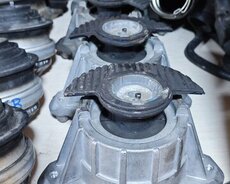W204 W212 motor paduşkası Mercedes