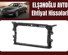 "Hyundai Elantra 2018-2020" ekran paneli