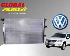 Volkswagen Tiguan su radiatoru