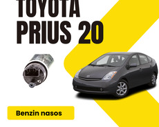 Toyota Prius 20k Benzin nasos