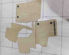 Land Cruiser ayaqaltısı