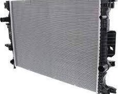 Ford Fusion 1.5l Su Radiatoru (Qalın 26mm) Dg9z-8005-k | Ori