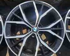 BMW G30 diskləri R19