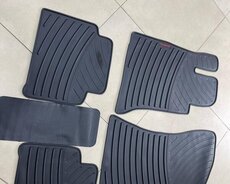 Mercedes Ayaq Alti Rezin