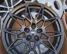 Ford Mustang diskləri R20