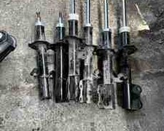 Nissan Kicks amortizatoru