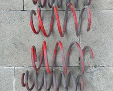 Avtomobil üçün yay