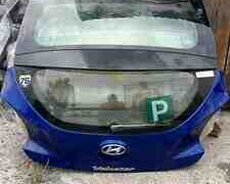 Hyundai Veloster baqajı