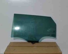 Hyundai Tucson 2016 2018 arxa sağ şüşəsi