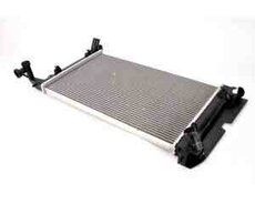 Hyundai ix35 2011-2016 su radiatoru