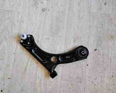 Hyundai Elantra 2016 2018 ön alt asqı qolu