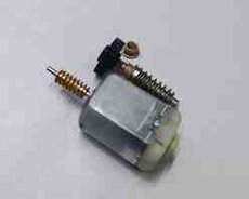 SEAT Len güzgü qatlayan mühərrik dəsti