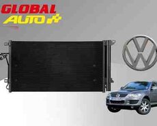 Volkswagen Touareg kondisioner radiatoru