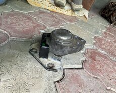 Ford fiesta 2007 motora aid bütün ehtiyat hissələri