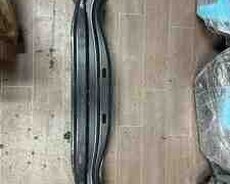 BMW F10, BMW F30 arxa svelleri