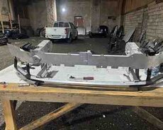 BMW G60 bufer gücləndiricisi