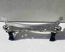 Mercedes W213 üst paneli