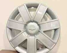 Chevrolet disk qapaqları R15