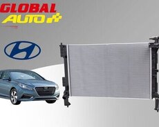 Hyundai Sonata (hybrid) su radiatoru